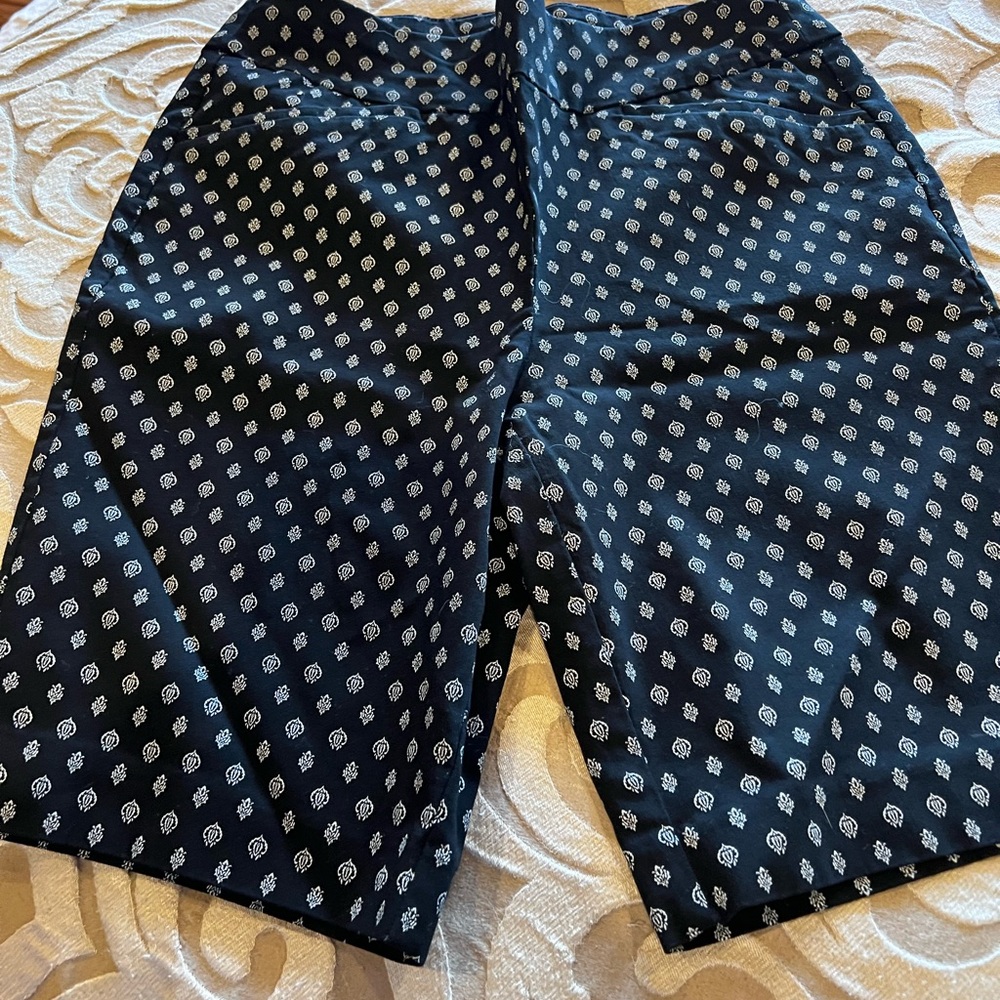 Chico’s Perfect Stretch Shorts - 0.5